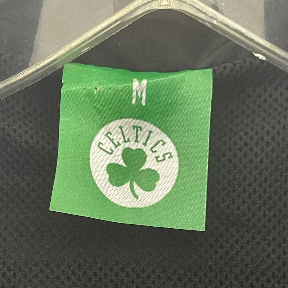 Boston Celtics 2024 World Champions Windbreaker Jacket‎ Mens M Black Full Zip